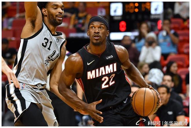 国王杯赛程吃紧；孟菲斯灰熊加时末段外线爆发；底气十足；控场能力受关注